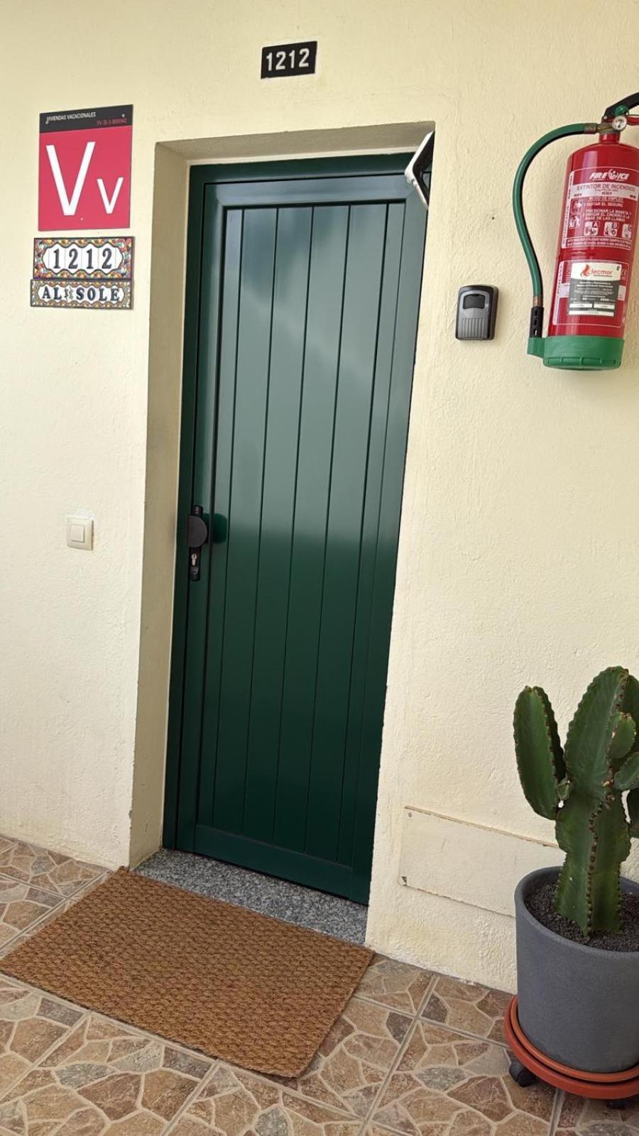 Al Sole Studios Residence Playa Roca Costa Teguise Buitenkant foto